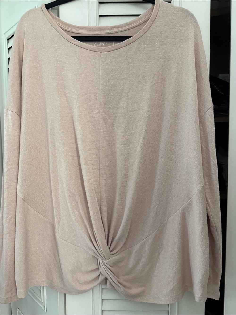 STYLUS Dusty Blush Twist-Knot Pullover Sweatshirt